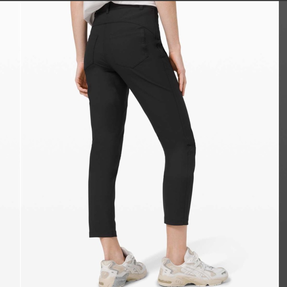 *NWT* Lululemon City Sleek 5 Pocket 7/8 Pant Sz: 12 Color: Black
